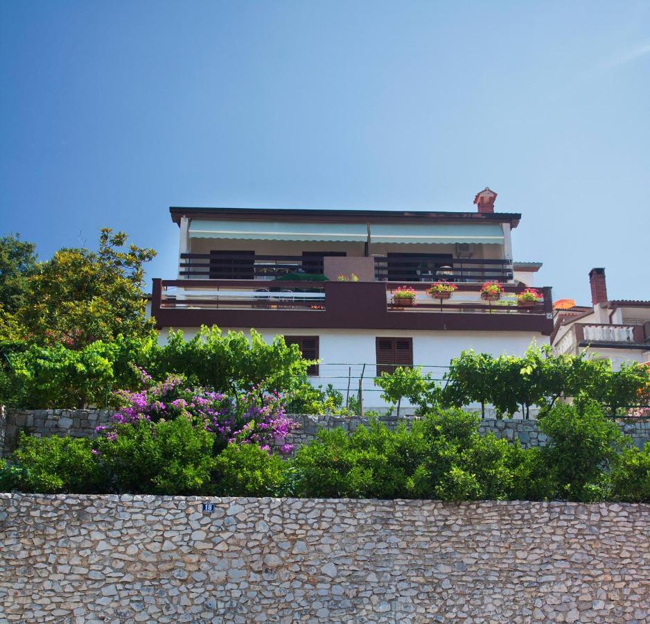 Apartments Lina 2023 Rabac Exterior photo