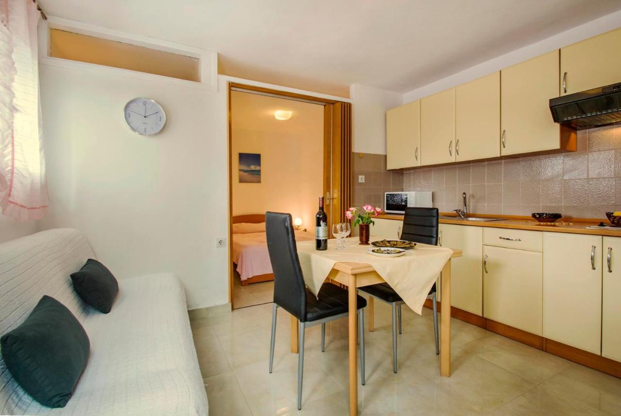 Apartments Lina 2023 Rabac Exterior photo