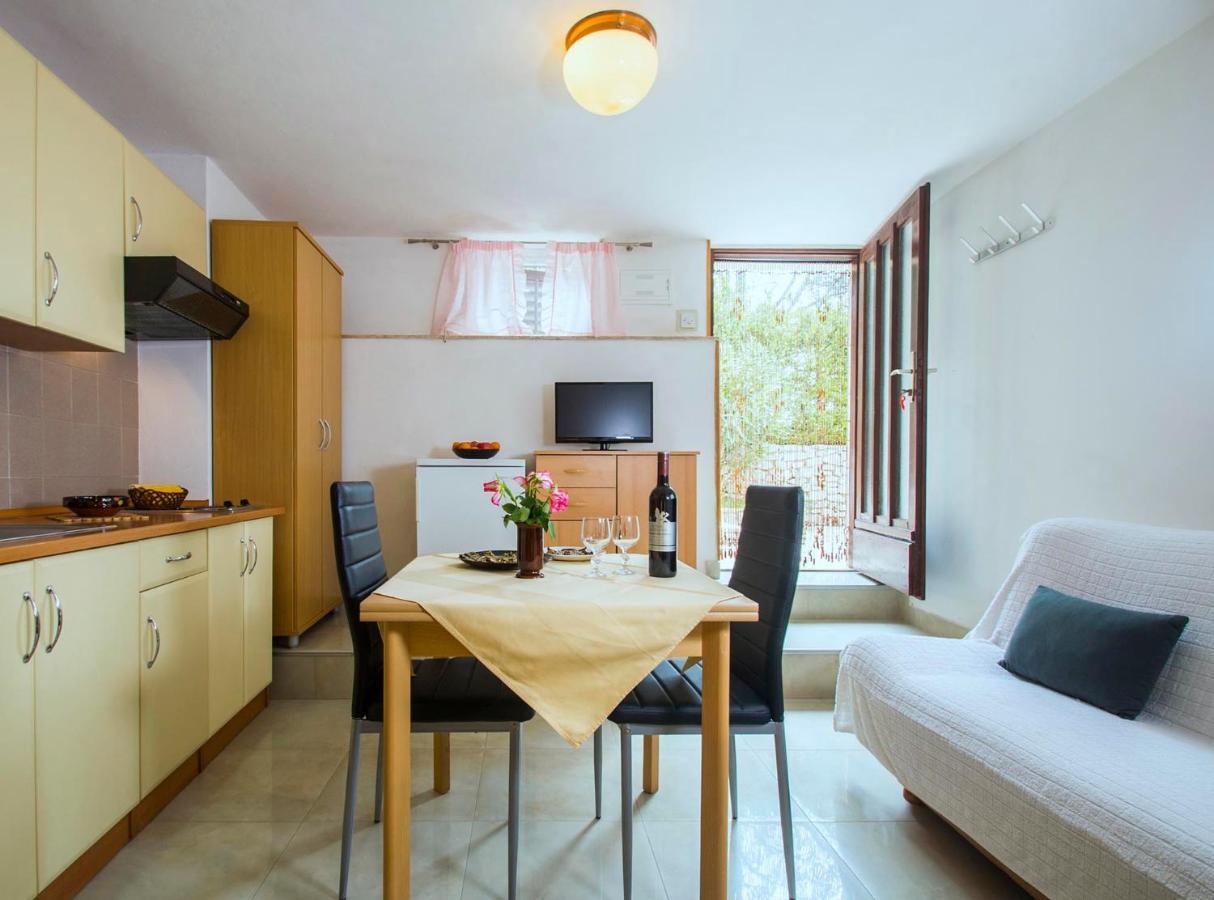Apartments Lina 2023 Rabac Exterior photo